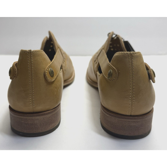 Caterpillar Loafer Boots Women's Size 9W Beige Leather Slip On NWOB P308598 - Picture 5 of 9